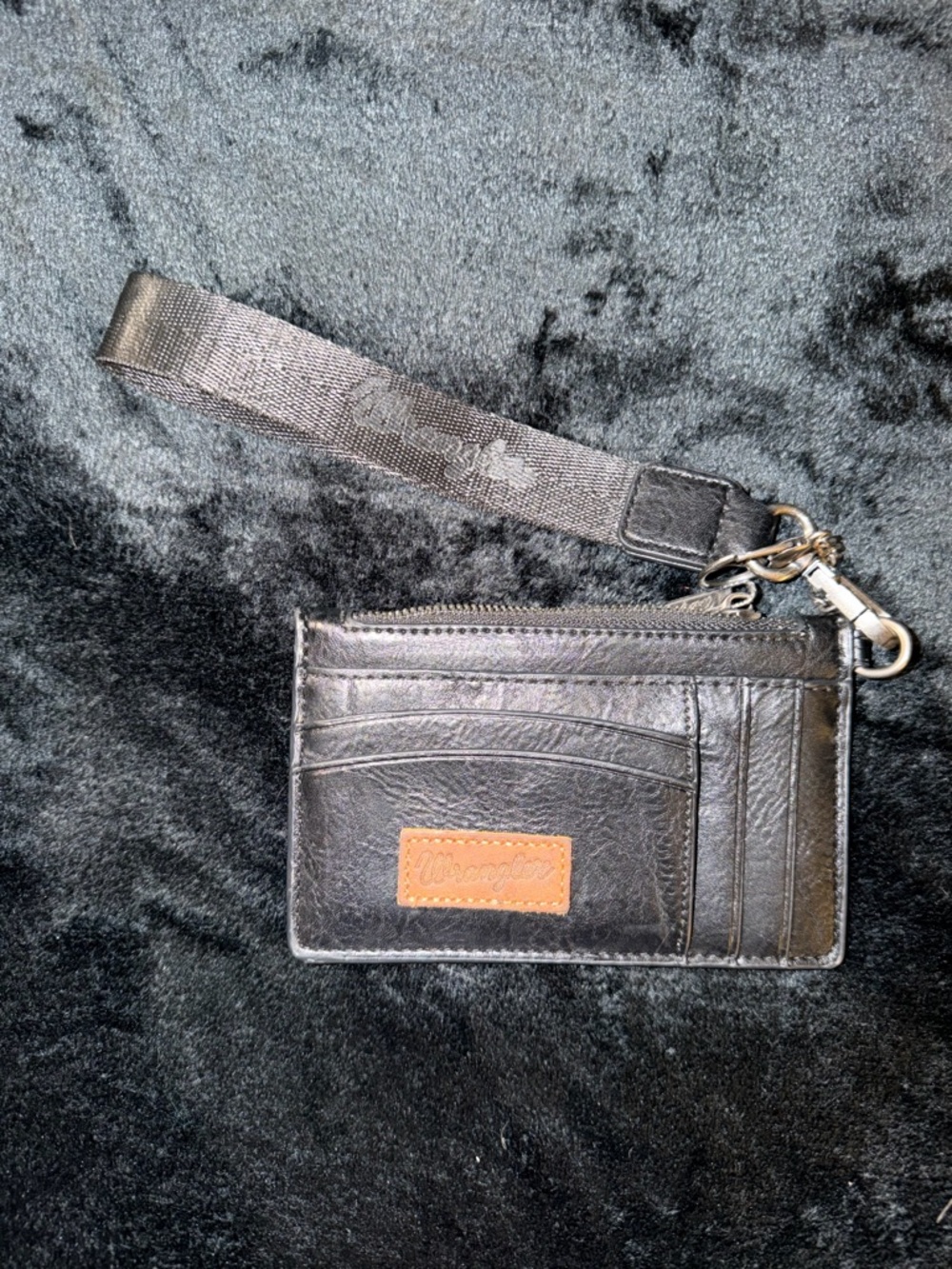 Wrangler leather wristlet wallet